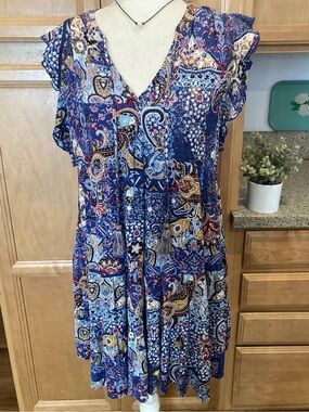 Knox Rose Navy and Cream Paisley Boho dress